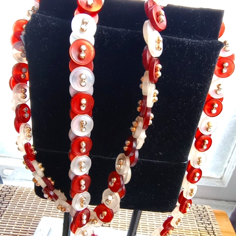 Button Craft Necklace, White and Deep Copper, 30" No Clasp
